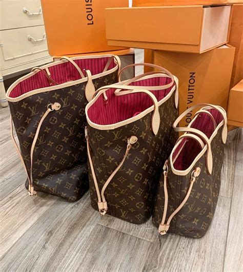 lv neverfull sizes